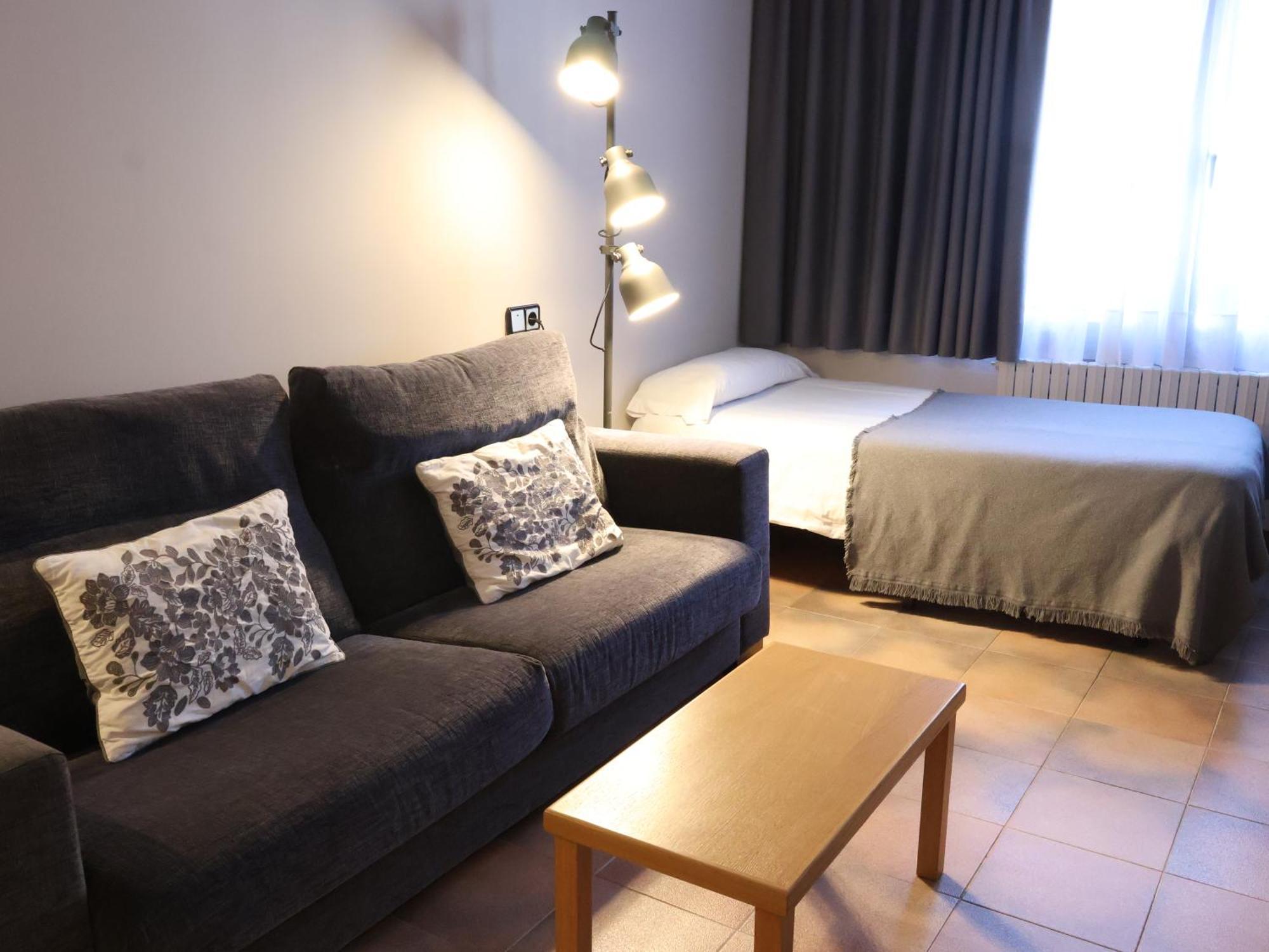 Aparthotel El Serch Andorra la Vella Eksteriør billede