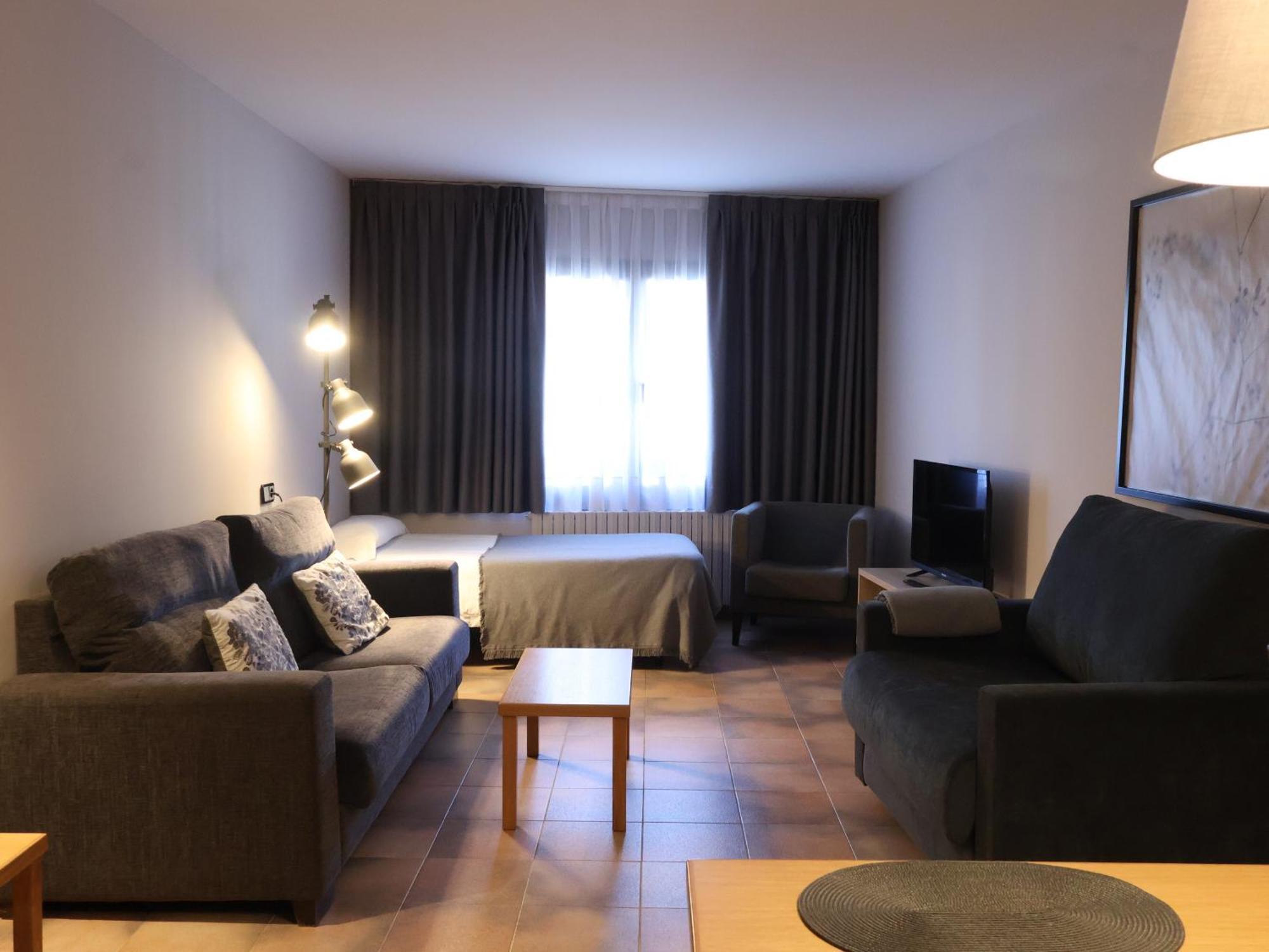 Aparthotel El Serch Andorra la Vella Eksteriør billede